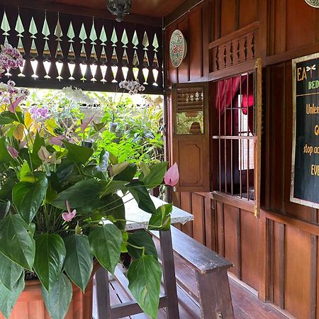 Rumah Kayu Sulawesi Antique Bedugul  Exterior foto